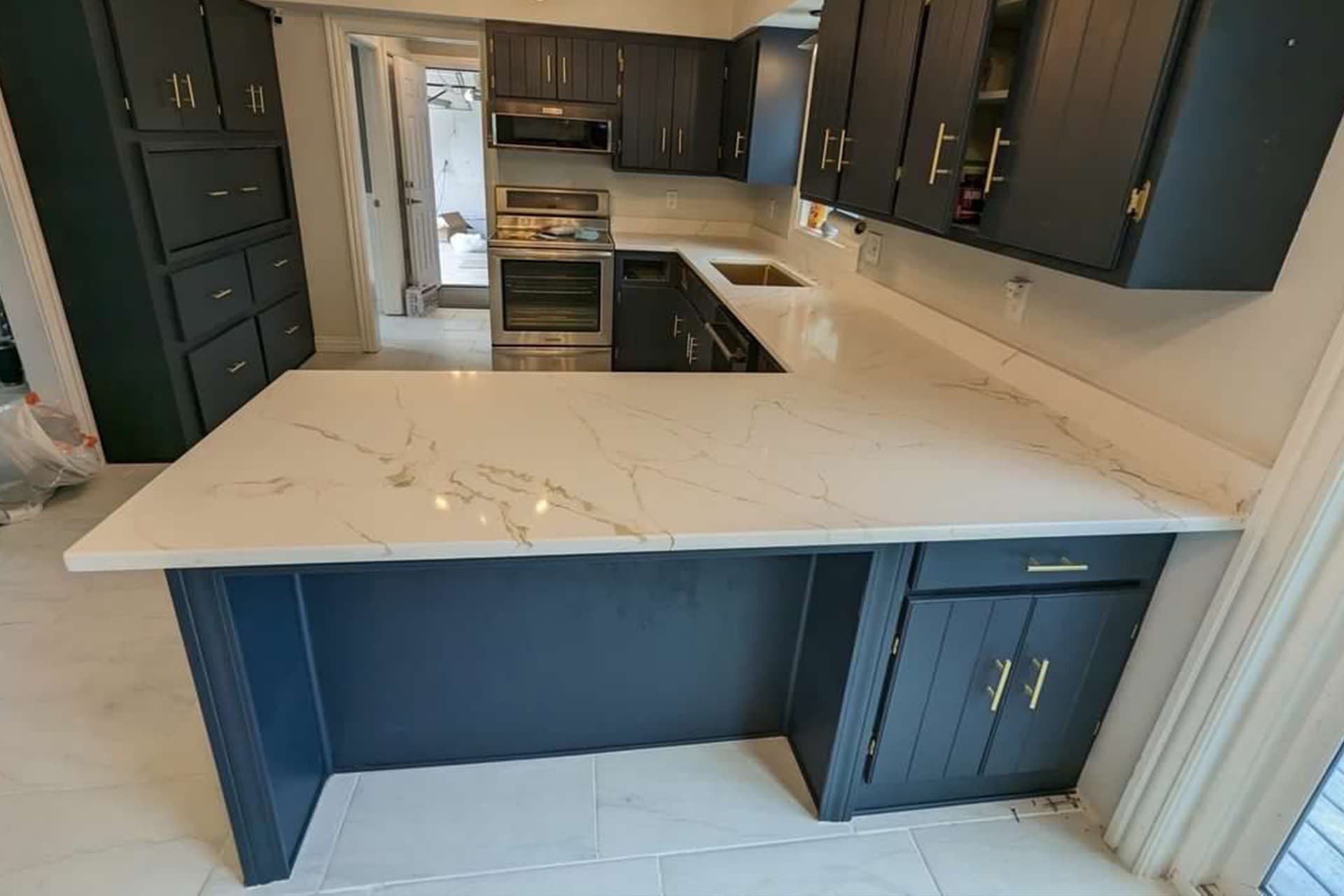 Luxurious Quartz, Elevated Kitchens
