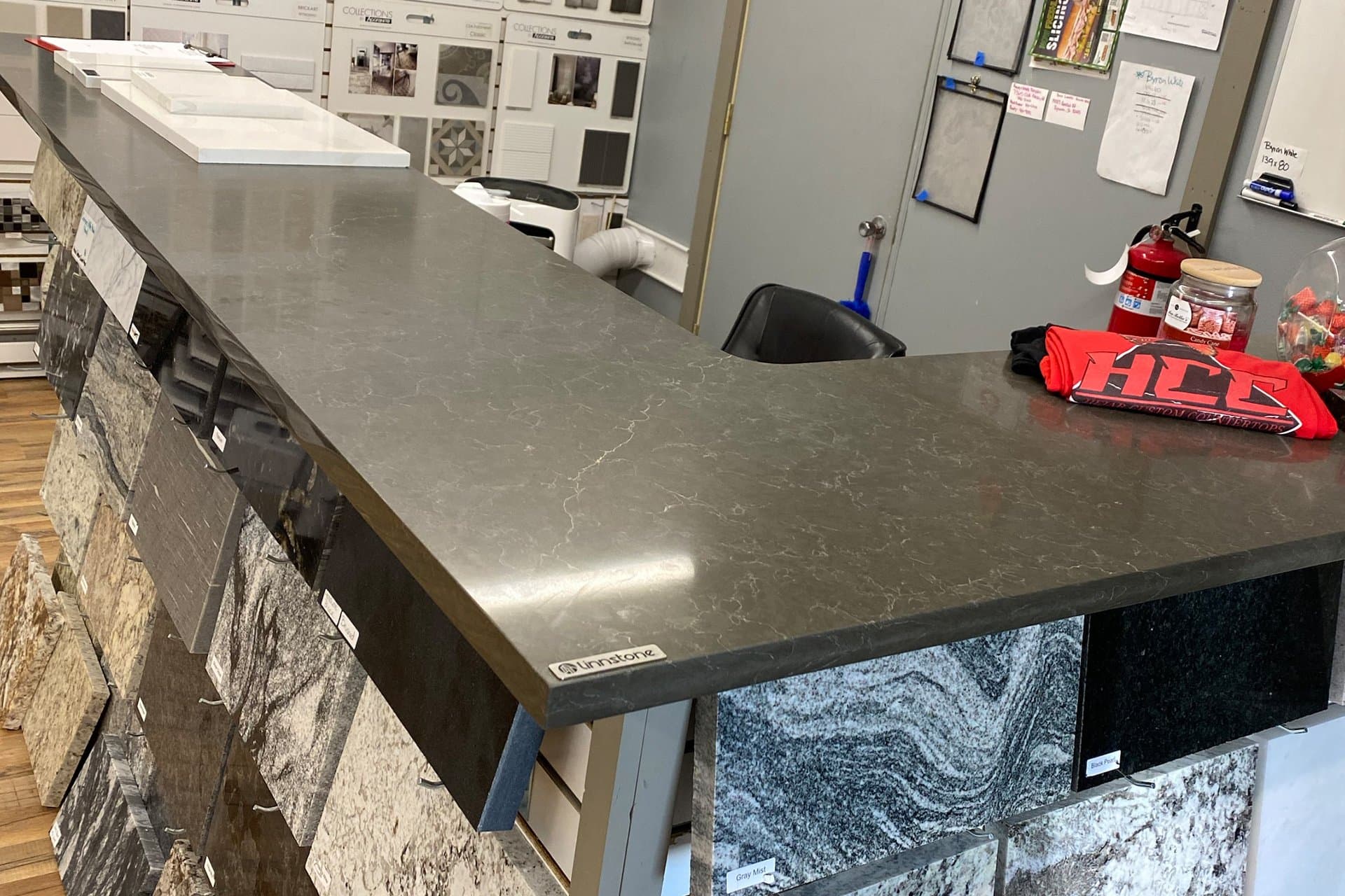 Quartz Brilliance: Heiar Custom Countertops' Artful Design Showcase