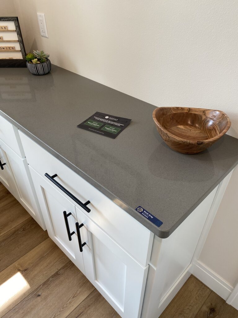 Linnstone Surfaces 3032 Rock Gray