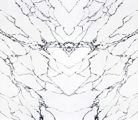 Bookmatched Calacatta quartz vertical B (518x450)