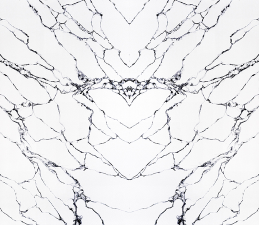 Bookmatched Calacatta quartz vertical B (518x450)