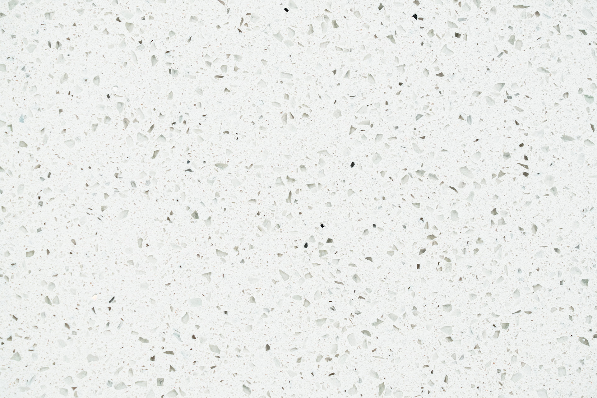 Linnstone Quartz 7027 Crystal White-Partial