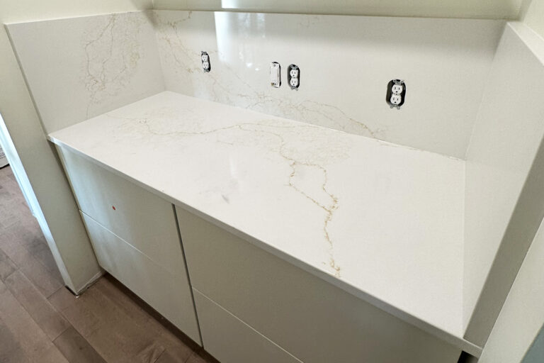 Linnstone Surfaces 5167 Sahara Ridge